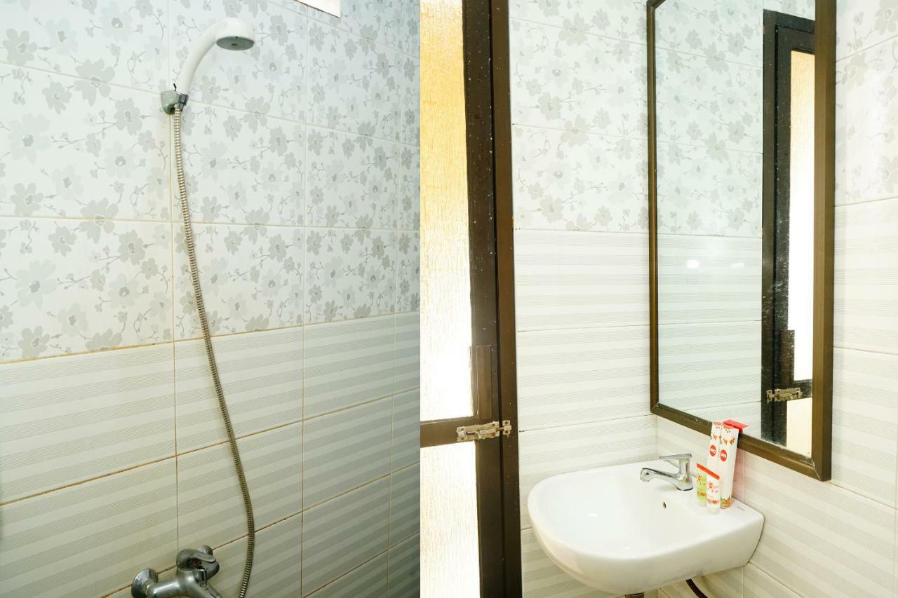 Hotel Golden Vella Пангкалпинанг Екстериор снимка
